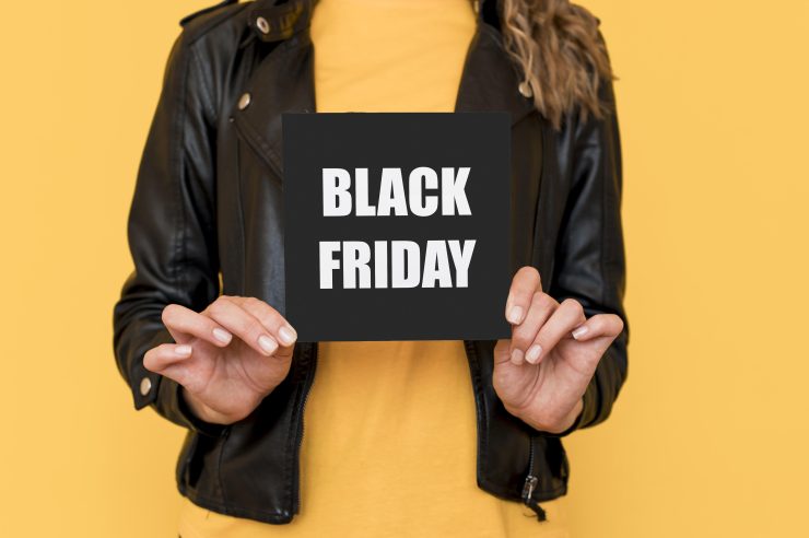 Descubre estrategias de marketing para aprovechar el Black Friday y el Cyber Monday: planificación, ofertas y descuentos.